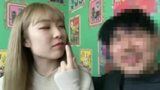 FC2PPV-3850249 Anh ta cưỡng hiếp Kana-chan da trắng nõn nà, thân hình mảnh mai ngây thơ